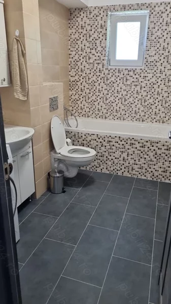 Bucur Obor, Colentina, Maior Bacila,