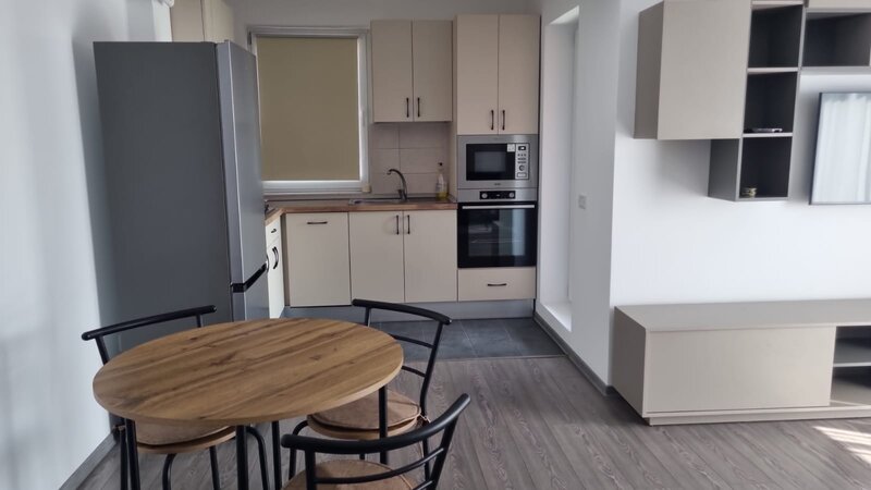 Bucur Obor, Colentina, Maior Bacila,