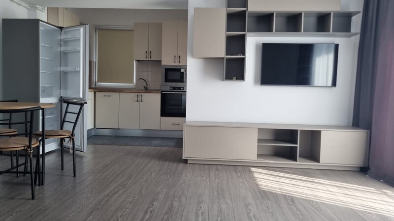 Bucur Obor, Colentina, Maior Bacila,