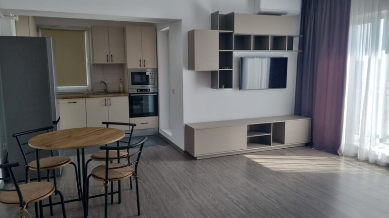 Bucur Obor, Colentina, Maior Bacila,